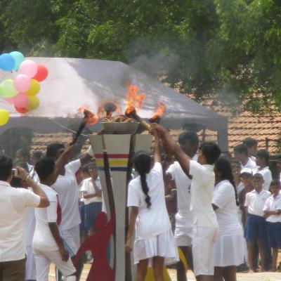 16796999 1334246619967627 2844484585589951361 O